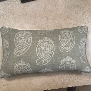 Paisley Patterned Throw Pillow